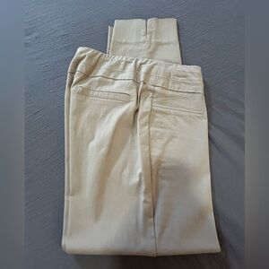 Zac & Rachel white cropped summer pants; Size 10
